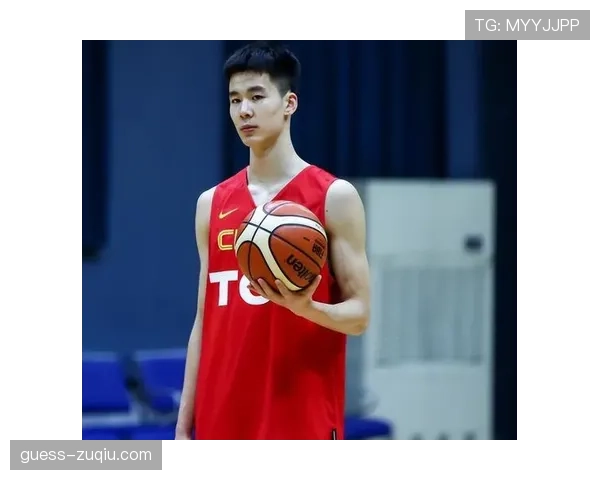 郭昊文持球突破杀伤力强 单场42分展现得分爆发力